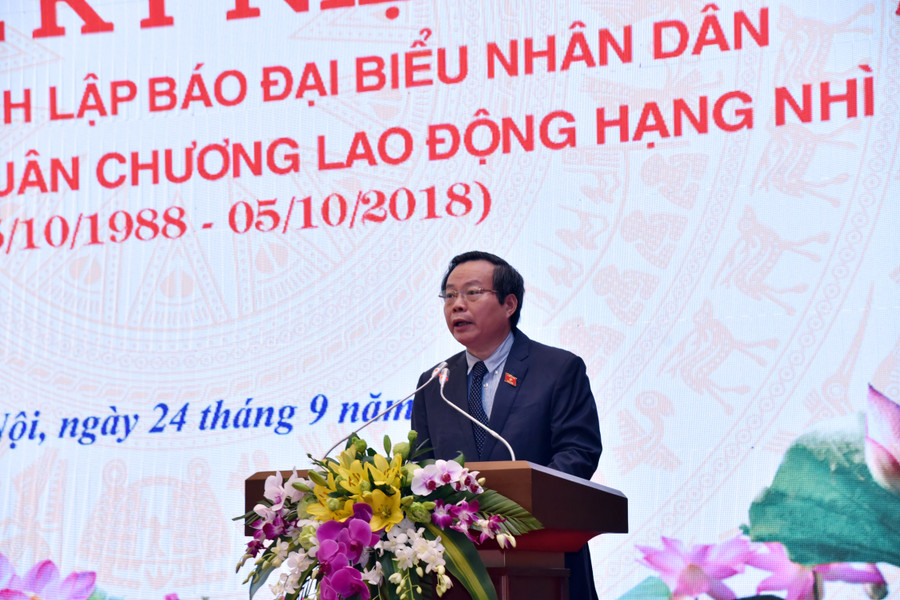 Ủy viên Trung ương Đảng, Phó Chủ tịch Quốc hội Phùng Quốc Hiển phát biểu tại Lễ kỷ niệm