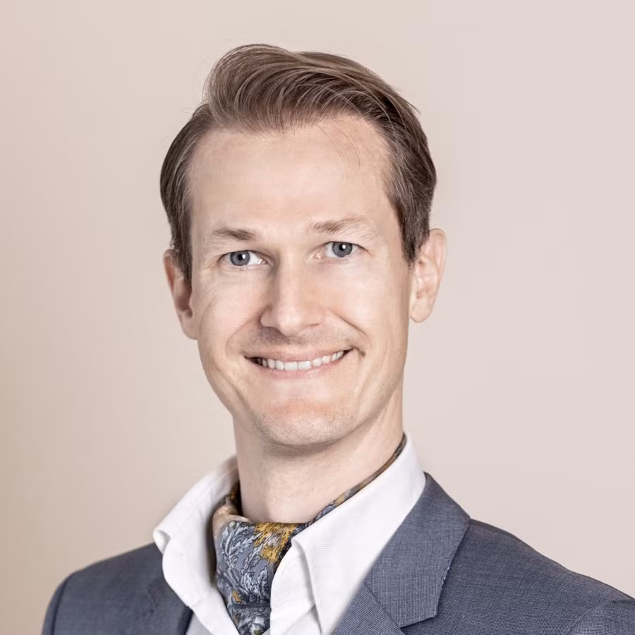 Jan Gerber, ông chủ của Paracelsus. Ảnh: Paracelsus-recovery.com