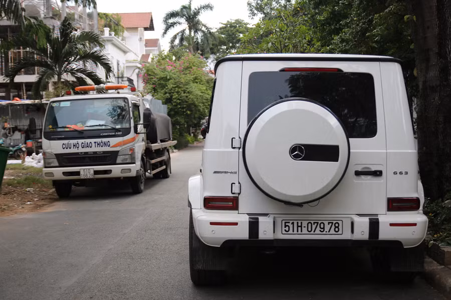 Minh Nhựa sẽ mang dàn xe 100 tỷ đến lễ cưới con gái? ảnh 7 Minh Nhua se mang dan xe 100 ty den le cuoi con gai? hinh anh 8