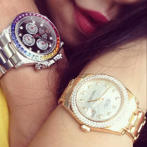 Dân tình xuýt xoa trước clip giới thiệu hầm xe toàn siêu xe của BTV Ngọc Trinh ảnh 7