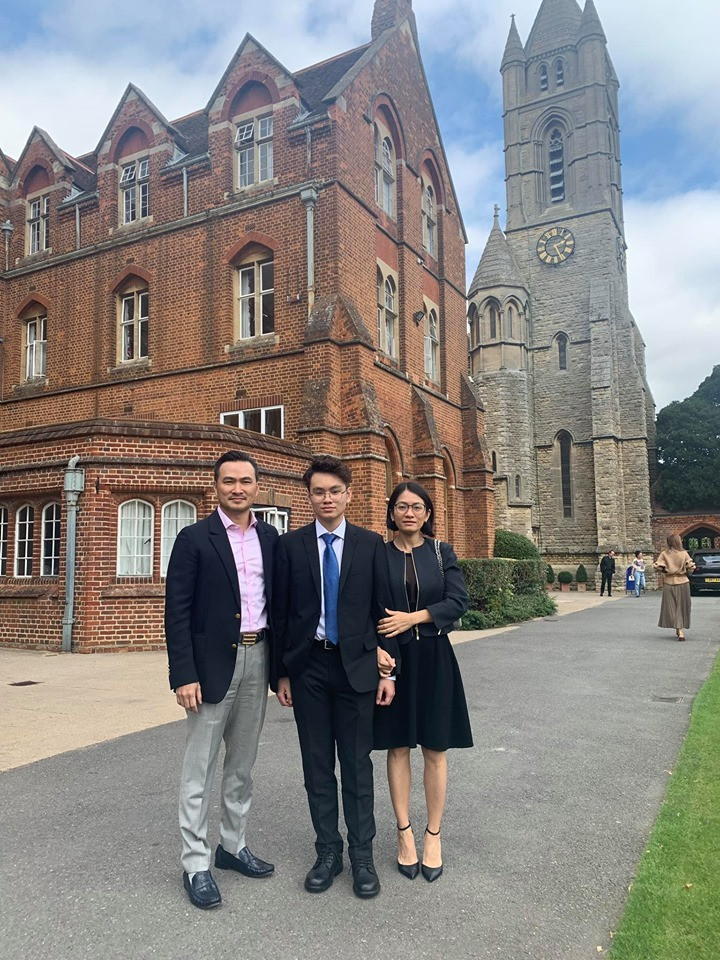 Xúc động tâm thư Chi Bảo viết cho con trai du học tại Anh ảnh 1 Chi Bảo viết tâm thư nhắn nhủ con trai du học tại Anh