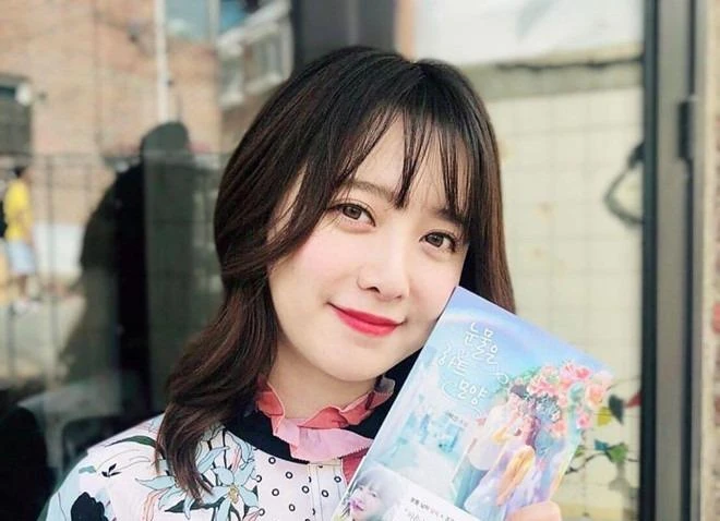 Goo Hye Sun sẽ rời khỏi showbiz Hàn sau khi xuất bản sách mới.