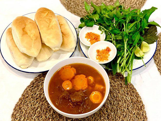 Ngỡ là thiên kim tiểu thư, ít ai ngờ em gái Quang Vinh đảm đang khiến chị em phục lăn thế này ảnh 16