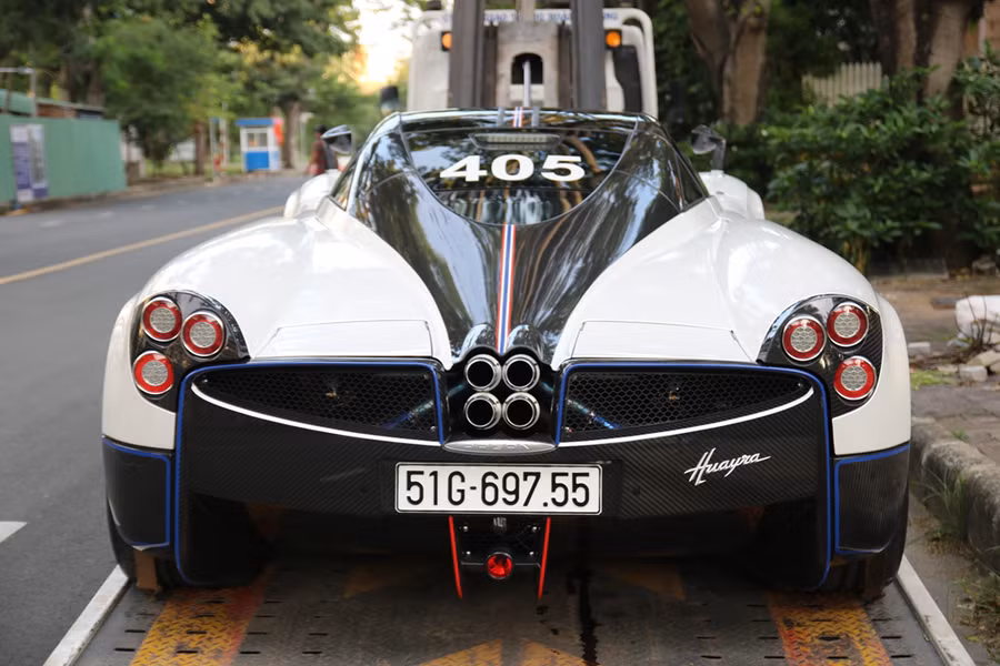 Minh Nhựa sẽ mang dàn xe 100 tỷ đến lễ cưới con gái? ảnh 1 Minh Nhua se mang dan xe 100 ty den le cuoi con gai? hinh anh 2