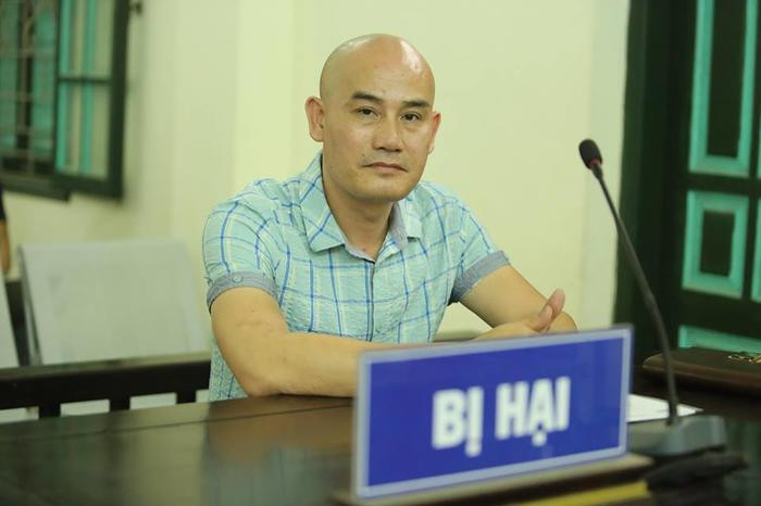 Vụ nữ cảnh sát nhận 1 tỷ đồng gài "bẫy ma túy" người khác vào tù: Hé lộ đoạn ghi âm đáng sợ ảnh 2 Anh Thiện tại phiên toà hồi tháng 4/2019.