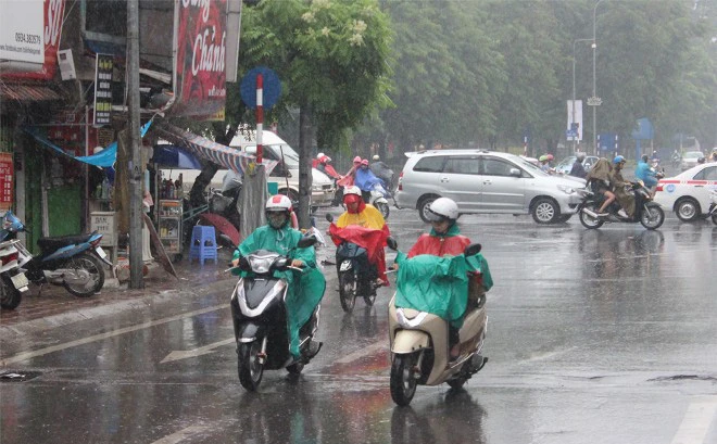 Dự báo Hà Nội có mưa rào và dông, gió giật mạnh (Ảnh minh họa)