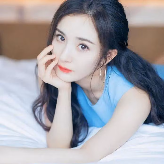 Dương Mịch vẫn độc thân sau khi chia tay nam diễn viên Lưu Khải Uy. 