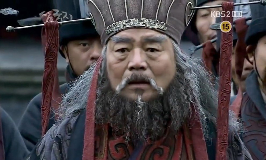 Nhân vật Đổng Trác trong Tân Tam Quốc Diễn Nghĩa (2010). Nhân vật Đổng Trác trong Tân Tam Quốc Diễn Nghĩa (2010).