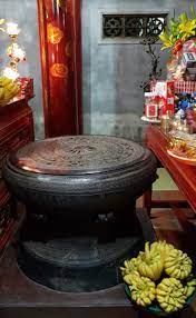 Tục thờ thần Trống Đồng đã trở thành một bộ phận tín ngưỡng dân gian.