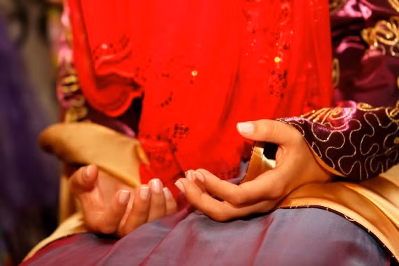 Đêm dạ tiệc henna truyền thống. Ảnh: Shutterstocks