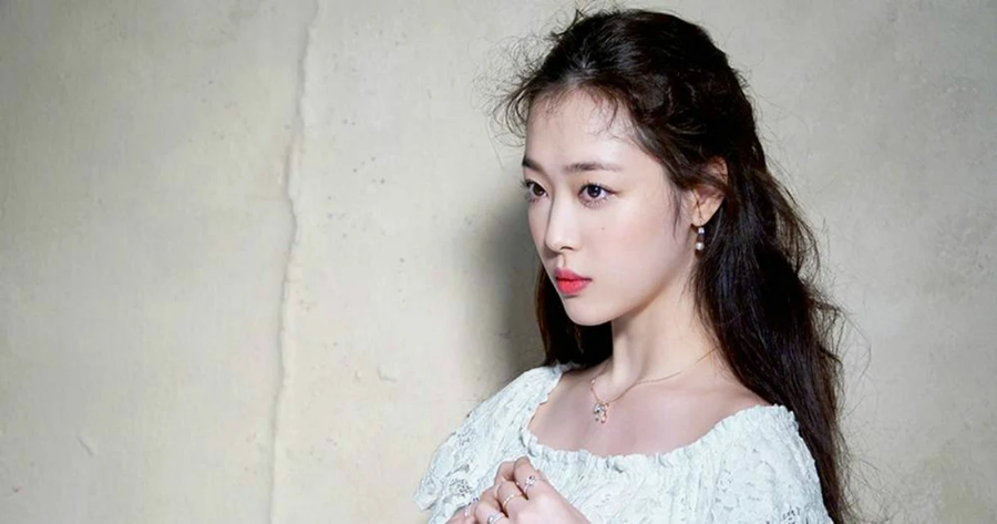 Những ghi chép của Sulli được tìm thấy tại nhà riêng.