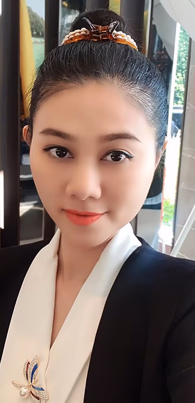 Cuộc sống không chồng con, kín tiếng đời tư ở tuổi 38 của nghệ sĩ cải lương đình đám Quế Trân-5