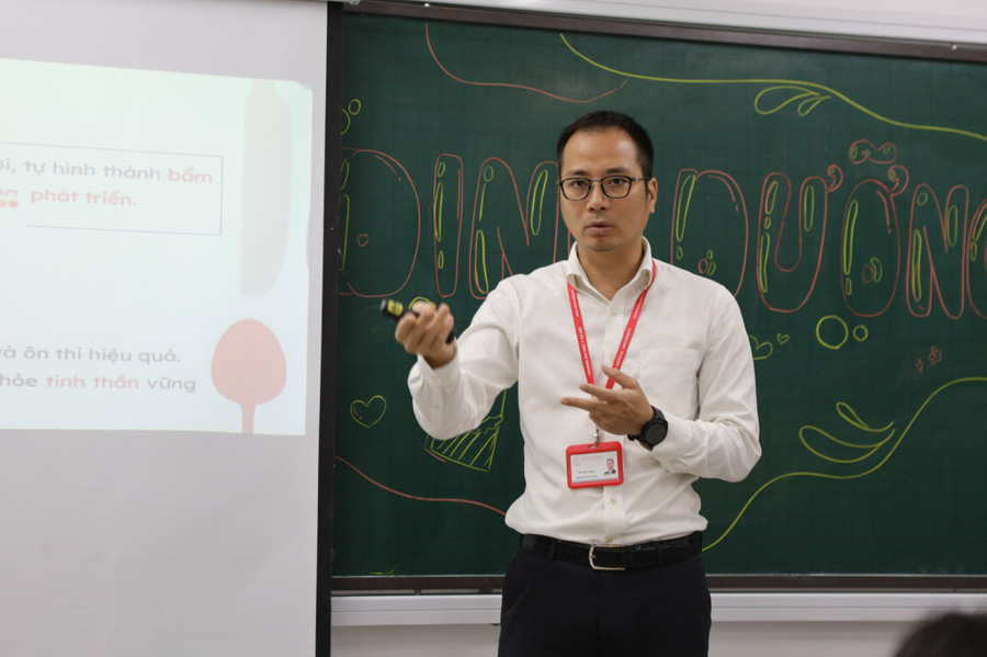 Tiến sĩ Đỗ Nam Khánh - giảng viên bộ môn Dinh dưỡng tại Đại học Y Hà Nội tại sự kiện