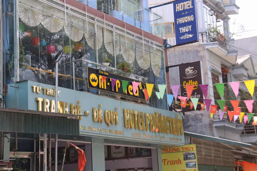 Bất ngờ những món hàng nhỏ xíu giá tiền tỷ trong khu chợ quê ở Yên Bái