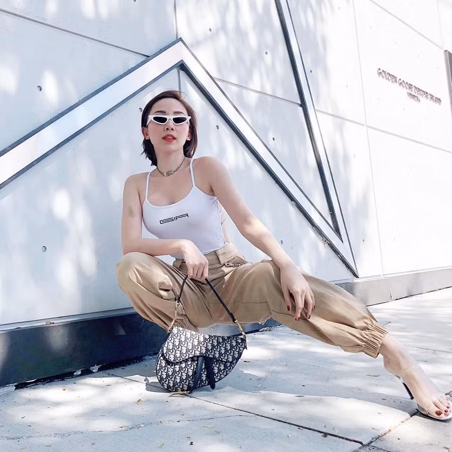 5 năm về lại Việt Nam, Tóc Tiên đã sở hữu khối tài sản kếch xù như thế nào?-23