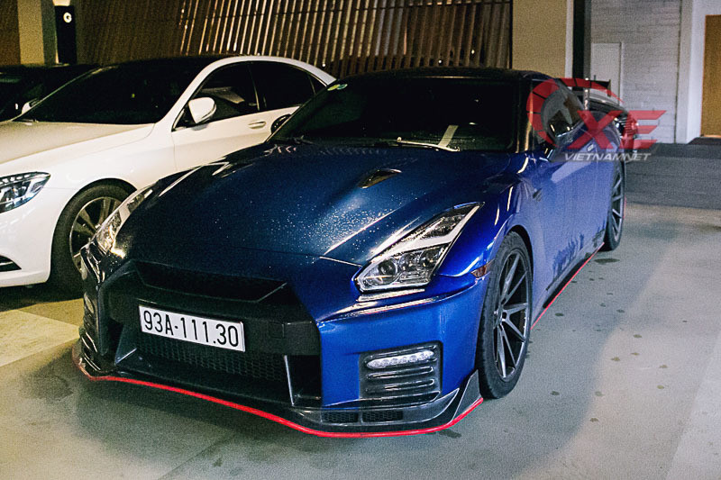 Dàn siêu xe trăm tỷ đổ về dự đám cưới Cường Đô la