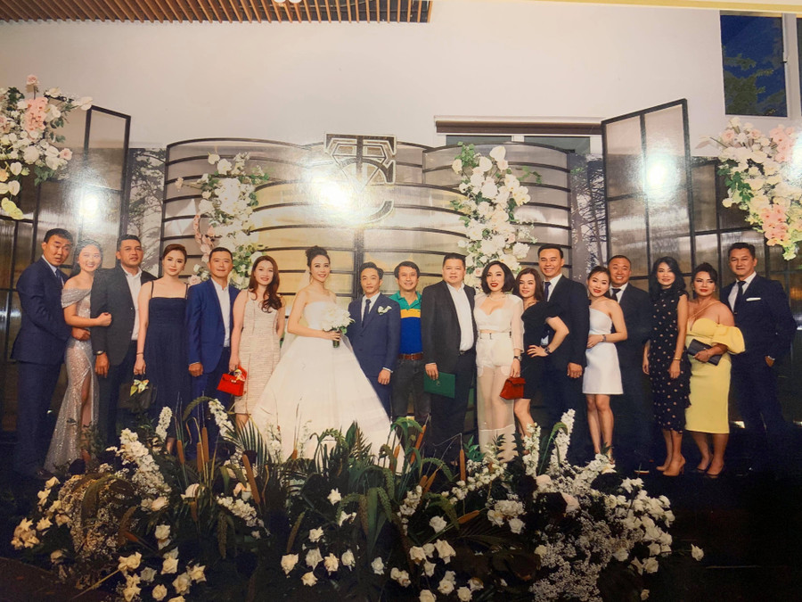 Dàn siêu xe trăm tỷ đổ về dự đám cưới Cường Đô la