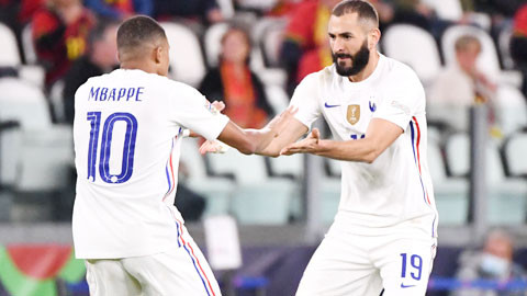 Benzema chấm dứt sự thống trị của Mbappe trở thành Cầu thủ hay nhất nước Pháp năm 2021.