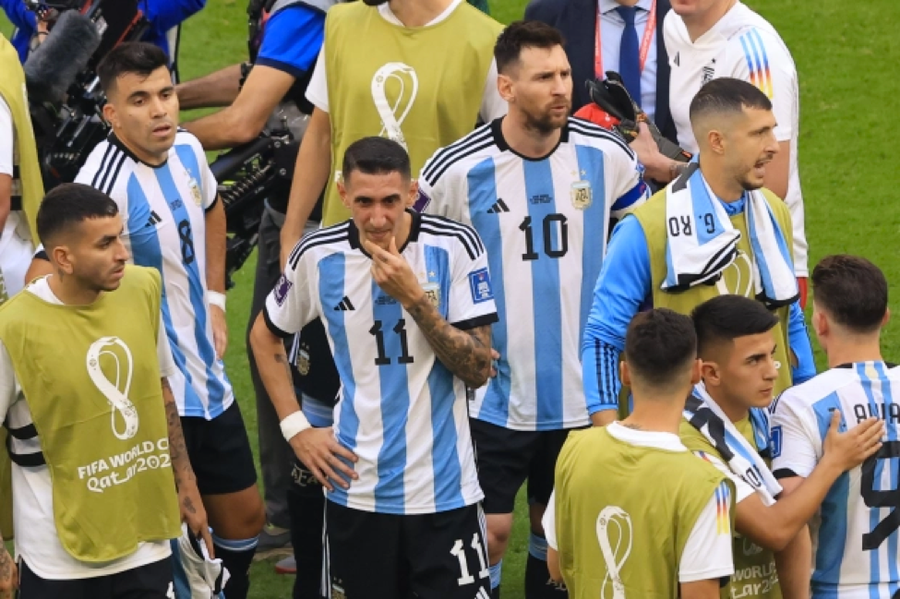 Argentina thua Ả Rập Xê-út 1-2 trong trận mở màn World Cup 2022. Argentina thua Ả Rập Xê-út 1-2 trong trận mở màn World Cup 2022.