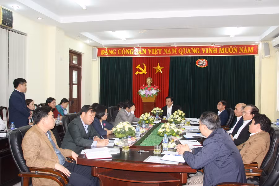 Thứ trưởng Nguyễn Hữu Độ làm việc với Sở GD&ĐT Ninh Bình