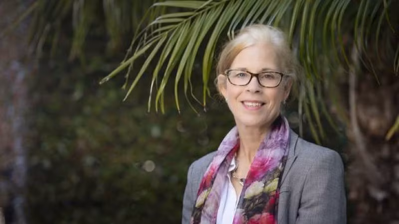 Hiệu trưởng Trường Đại học Auckland - bà Dawn Freshwater.