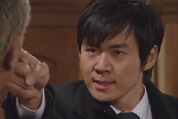 Câu trả lời và lá đơn ly hôn của vợ khiến tôi chết sững