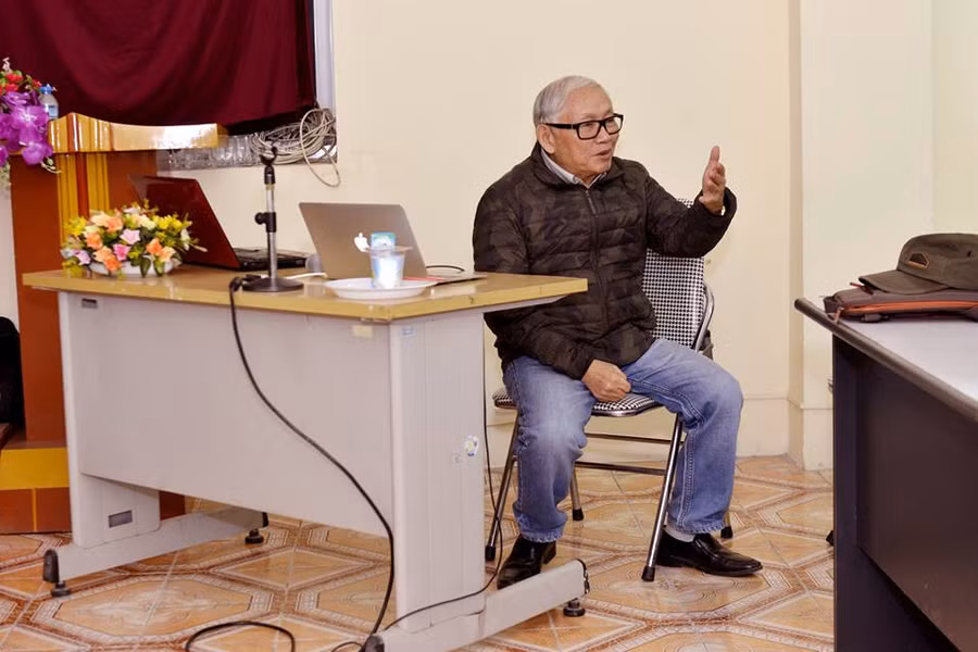 GS Phan Trường Thị.