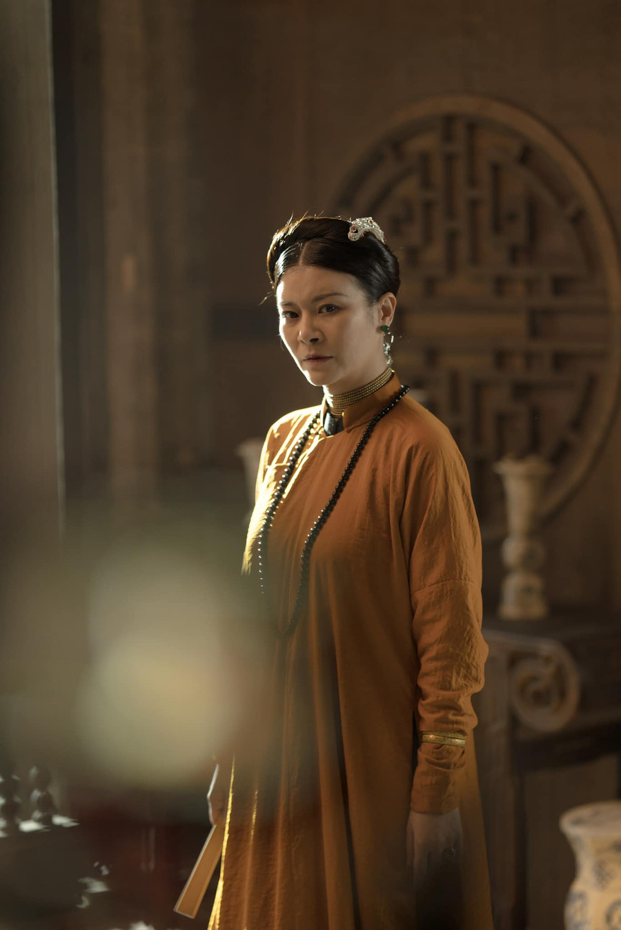 NSƯT Kim Oanh vai bà cả vợ quan tri huyện trong phim điện ảnh 'Người vợ cuối cùng'.