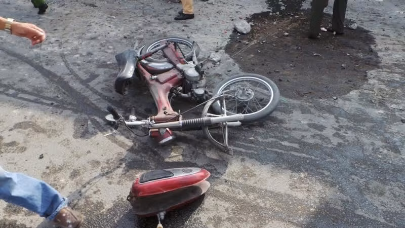 xe điên, gây tai nạn, xa lộ Hà Nội, thương vong