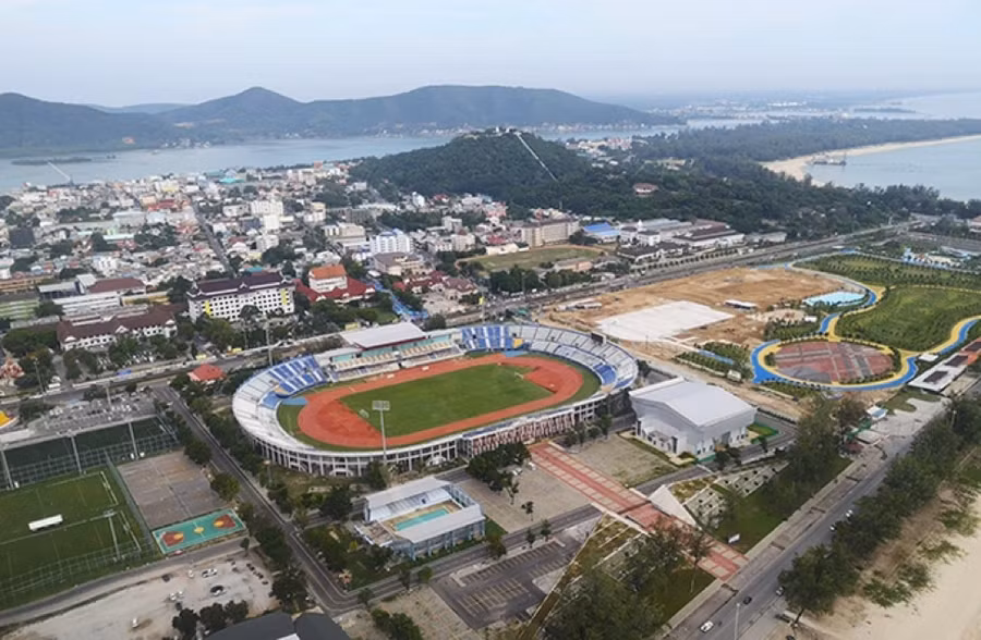 Tờ Siam Sport cho rằng Đông Nam Á có 10 sân vận động có thể tổ chức World Cup.