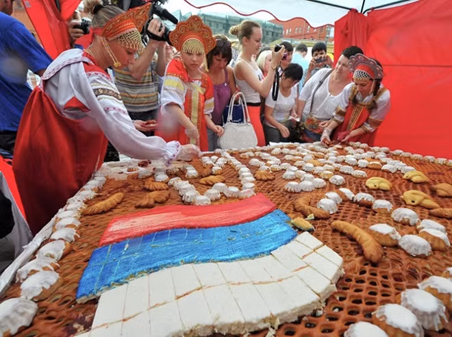 Người dân Nga kỷ niệm ngày Quốc khánh.