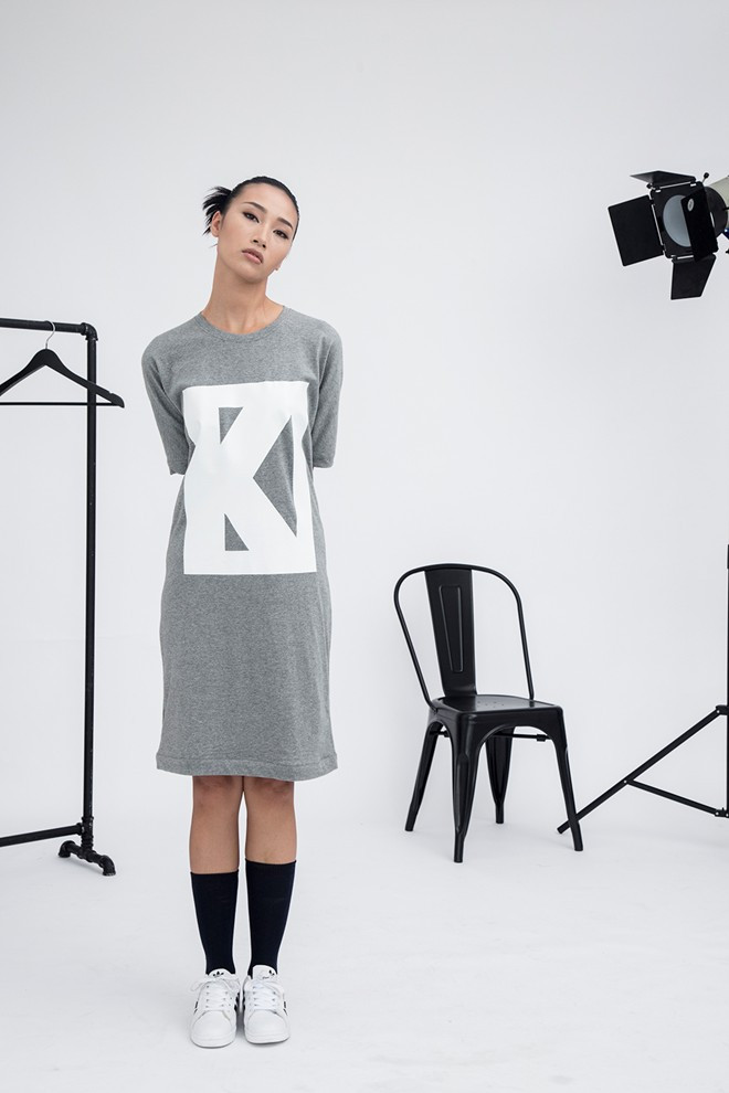 Trang Khiếu làm người mẫu trong bộ sưu tập mới. Trang Khiếu sẽ theo nghề cảnh sát nếu không làm người mẫu