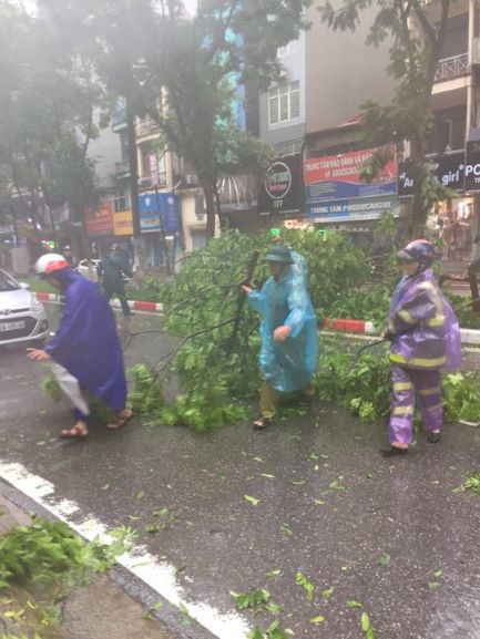 Hà Nội chiều tối và đêm có mưa rào và dông Hà Nội chiều tối và đêm có mưa rào và dông