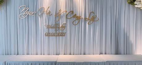 Tại lễ ăn hỏi,Công Lý - Ngọc Hà được trang trí với tông trắng. Ảnh: Ngôi sao.