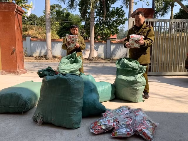 Tang vật được kiểm đếm tại Đội QLTT số 3. Ảnh: Cục QLTT