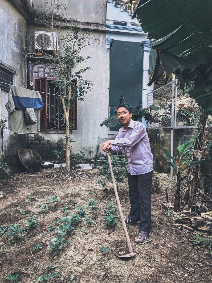 Dưới bình luận của bộ ảnh cũng khiến nhiều người bày tỏ mong muốn của họ khi về già sẽ như nhân vật "bố già" trong ảnh có cuộc sống an nhiên, bình dị.