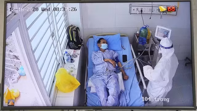 Bệnh nhân 1405 hiện đang điều trị tại Bệnh viện Đa khoa Trung ương Quảng Nam. Ảnh: BVCC.