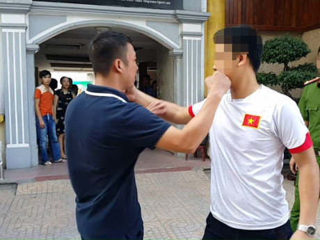 Vụ bắn súng tại Nghệ An: Truy nã đặc biệt hai đối tượng - Ảnh 2 Vu ban sung tai Nghe An: Truy na dac biet hai doi tuong - Anh 2