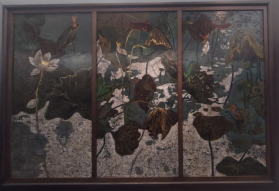 Tác phẩm &apos;Giao mùa&apos;, sơn mài – Trịnh Quế Anh. Ảnh: Bình Thanh