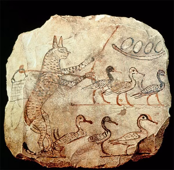 Tranh gốm 'Mèo mướp chăn ngỗng'. Ảnh: Zhangying