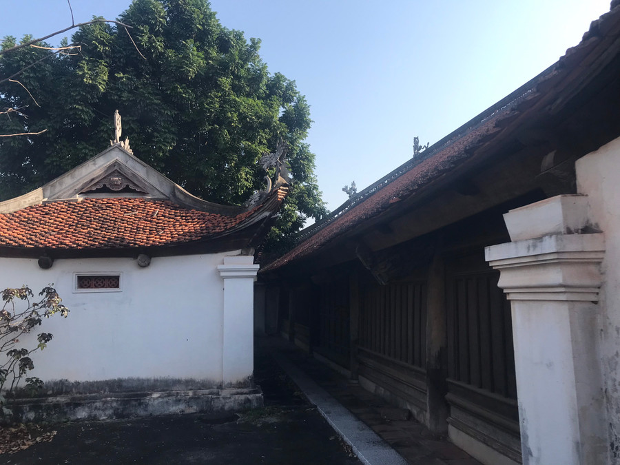 Đình Cao Thượng bề thế trầm mặc đã tồn tại hơn hàng trăm năm.