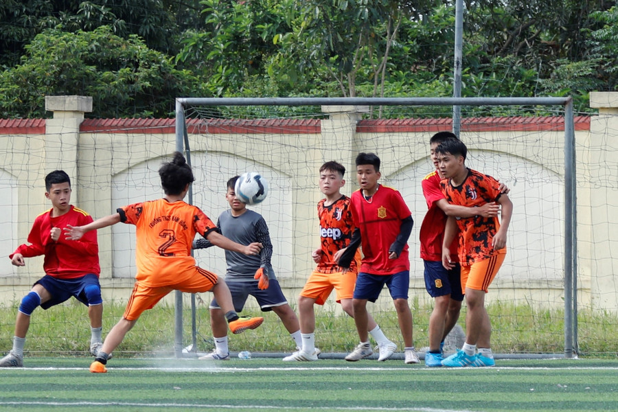 Các trận đấu diễn ra ngay sau lễ khai mạc.