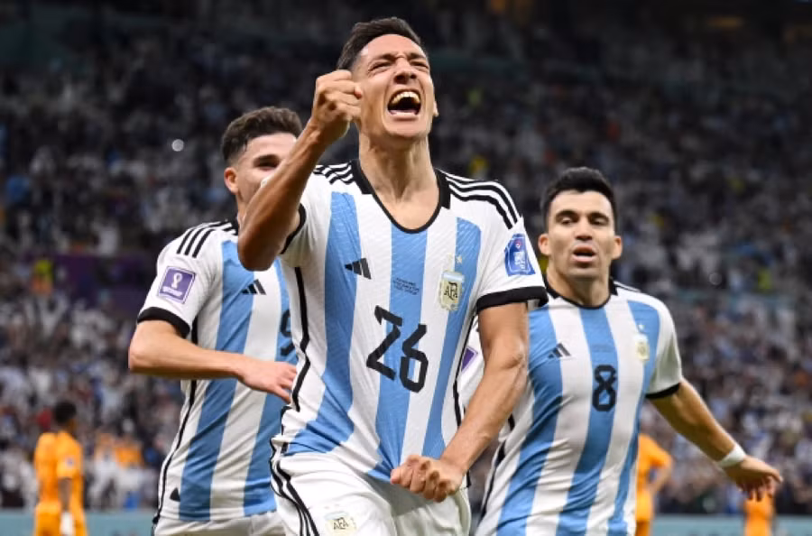 Nahuel Molina mở tỷ cho Argentina số từ đường chuyền tinh tế của Messi.