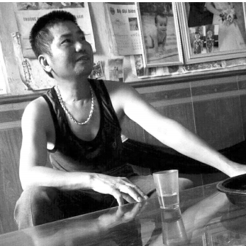 Lật tẩy thầy lang vẽ hình “lạ” lên người chị em để chữa bệnh nan y - Ảnh 1 Lật tẩy thầy lang vẽ hình “lạ” lên người chị em để chữa bệnh nan y - Ảnh 1