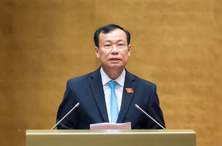 Ông Lê Tấn Tới, Chủ nhiệm Ủy ban Quốc phòng và An ninh của Quốc hội.