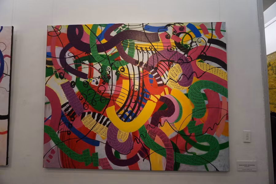 Một bức tranh trong triển lãm "Vũ điệu sắc mầu"