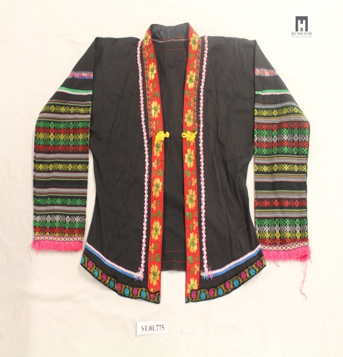 Hiện vật gia đình ông Nguyễn Văn Tiệm hiến tặng cho Bảo tàng Hà Nội