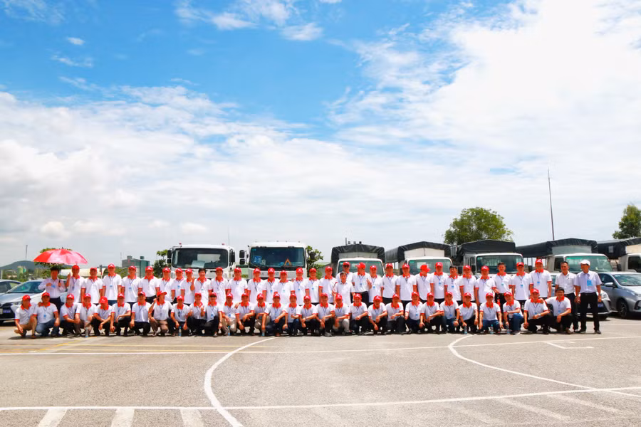 Hội thi có sự tham gia của 60 thí sinh là cán bộ, giảng viên, giáo viên đang giảng dạy lái xe ô tô tại Trung tâm đào tạo lái xe - Trường Cao đẳng Huế.