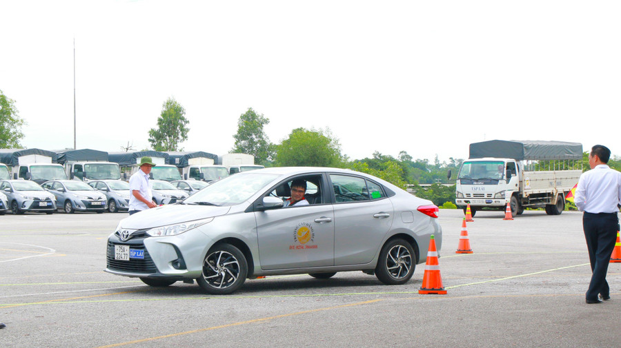 Phần thi thực hành. Phần thi thực hành.