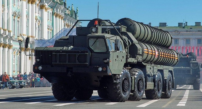 Nga sẽ chuyển giao cho Trung Quốc những tên lửa S-400 mới, thay thế cho những tên lửa bị hư hại trong quá trình vận chuyển Nga sẽ chuyển giao cho Trung Quốc những tên lửa S-400 mới, thay thế cho những tên lửa bị hư hại trong quá trình vận chuyển